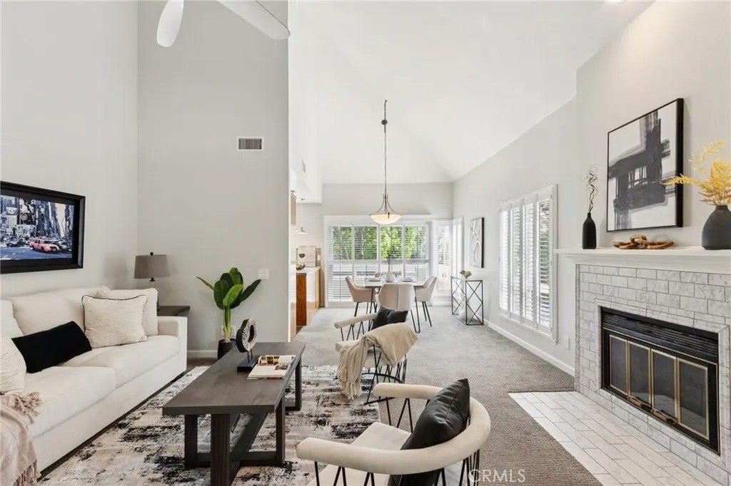 26107 Mcbean Parkway 62 — photo