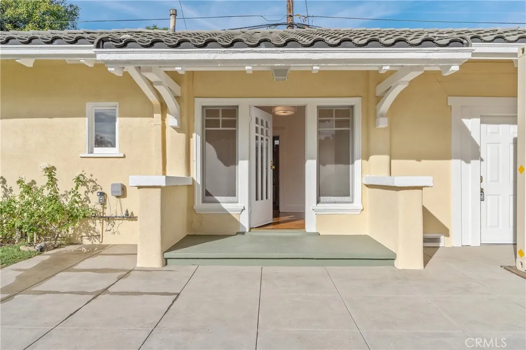 1325 E Altadena, Altadena, CA 91001 — photo 2
