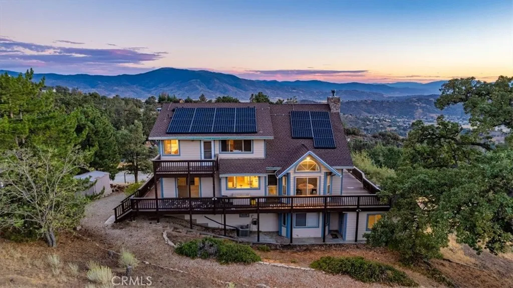 24145 Jacaranda Drive, Tehachapi, CA 93581 — photo 2