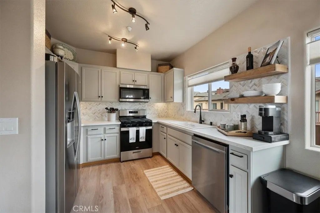 579 Camino Mercado 310 — photo