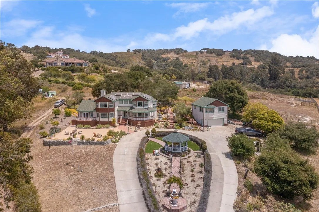 1078 Corbett Canyon Road — photo