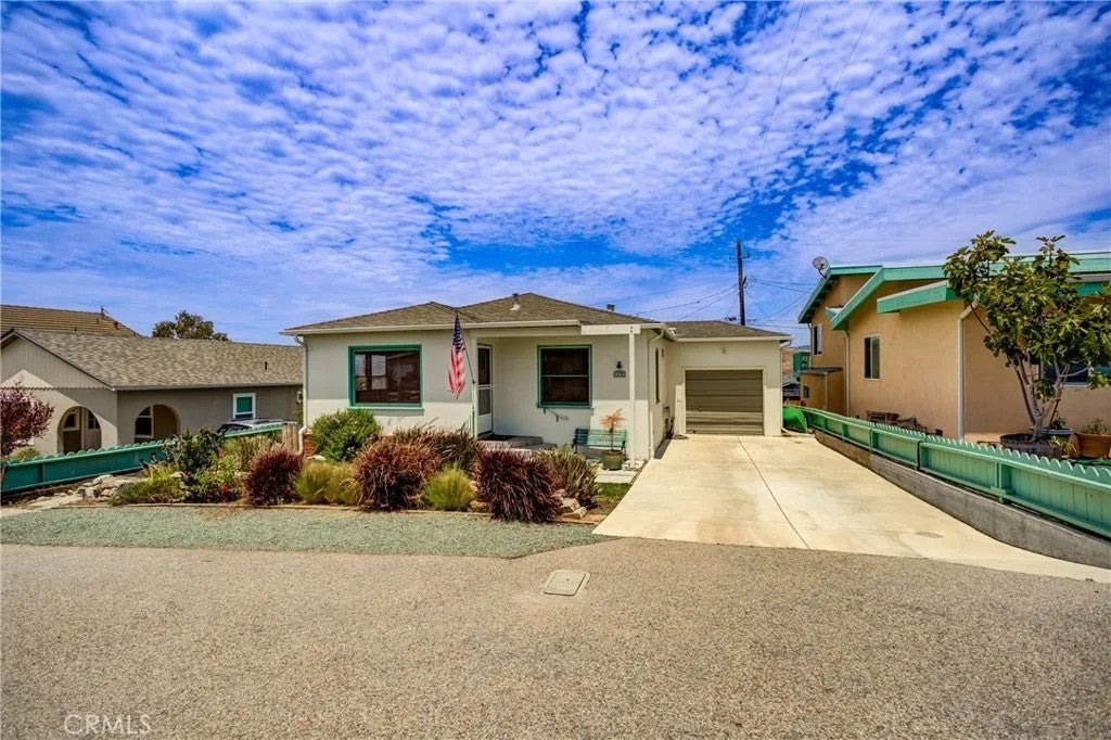 953 Anchor Street — photo