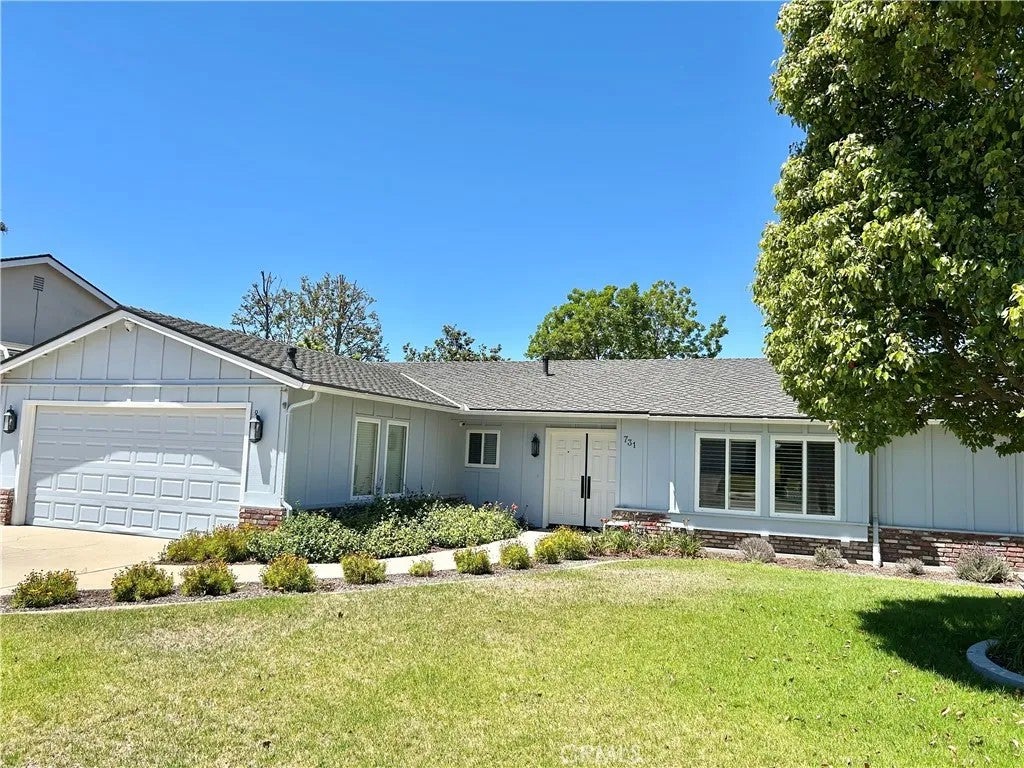 731 Foxenwood Drive — photo