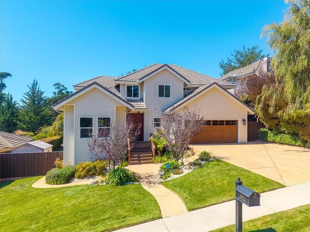 884 Auklet Court — photo