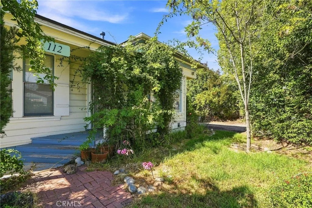 112 W Price — photo