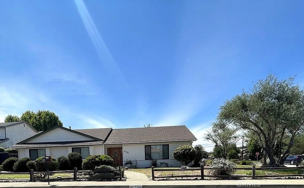 4301 Edenbury — photo