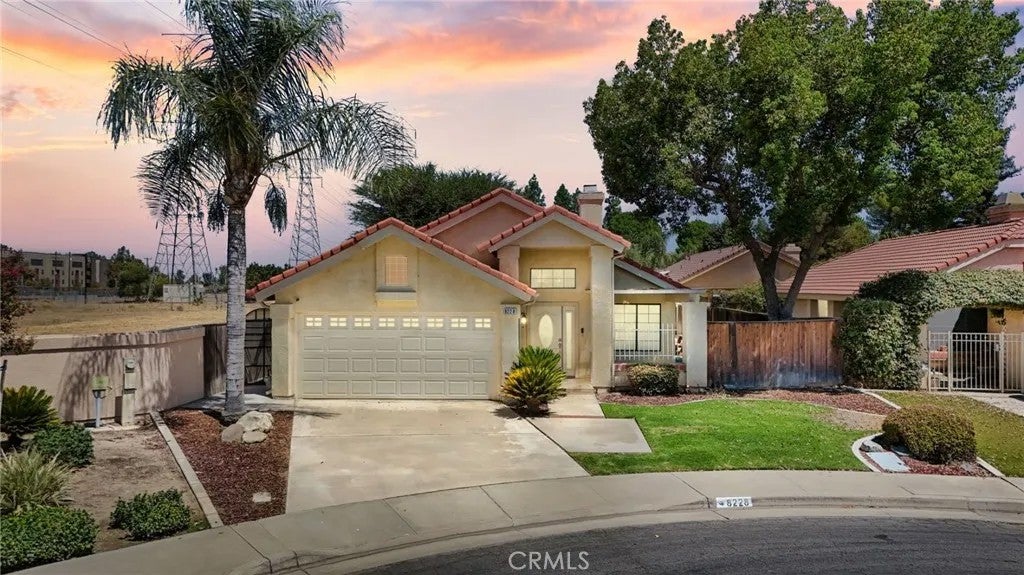 8228 Norfolk Court — photo