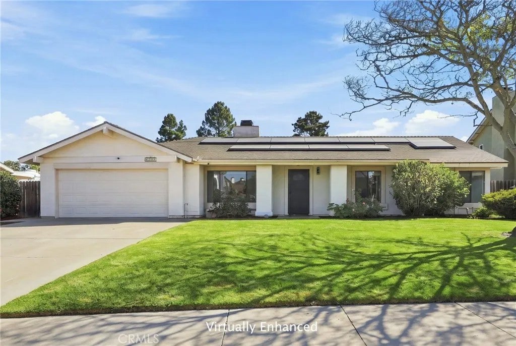4390 Valley Drive — photo