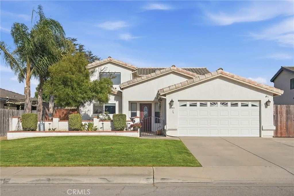 4895 Ruby Crest Court — photo