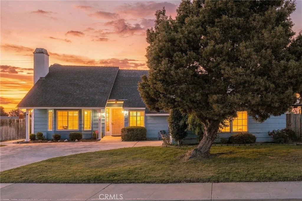 375 Cain Drive — photo