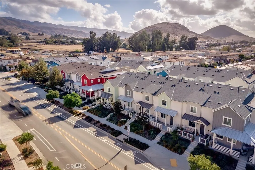 1037 Tiburon Way — photo