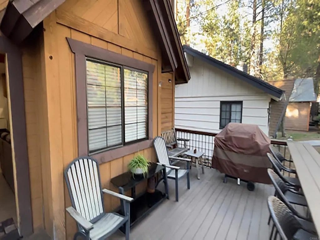 42536 Cedar Ave. — photo
