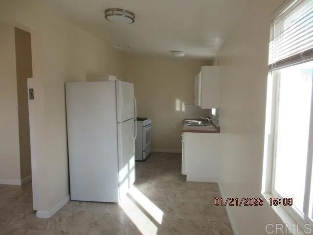 580 Glover Avenue C — photo