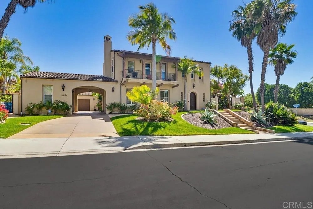 439 Evening View Dr — photo