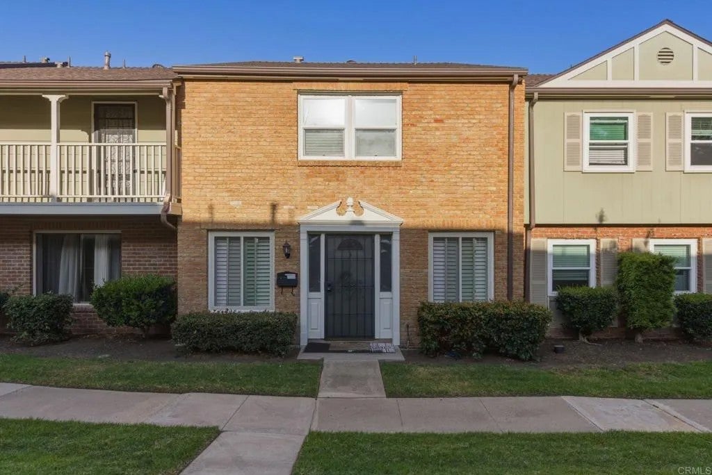 11911 Royal Road Unit D — photo
