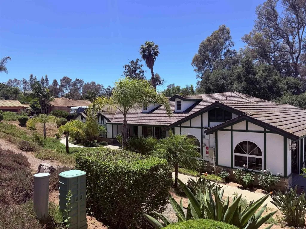 524 Rosvall Drive, Fallbrook, CA 92028 — photo 3