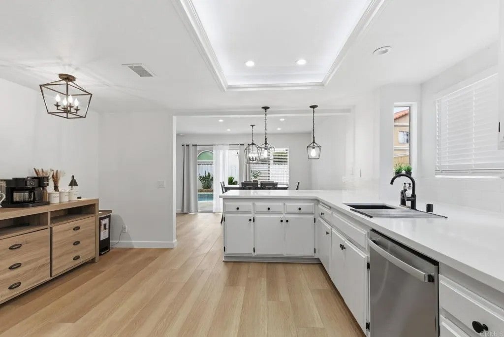 754 Manecita Circle — photo