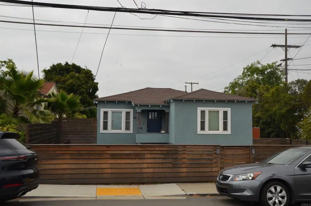 4627 Dwight Street — photo