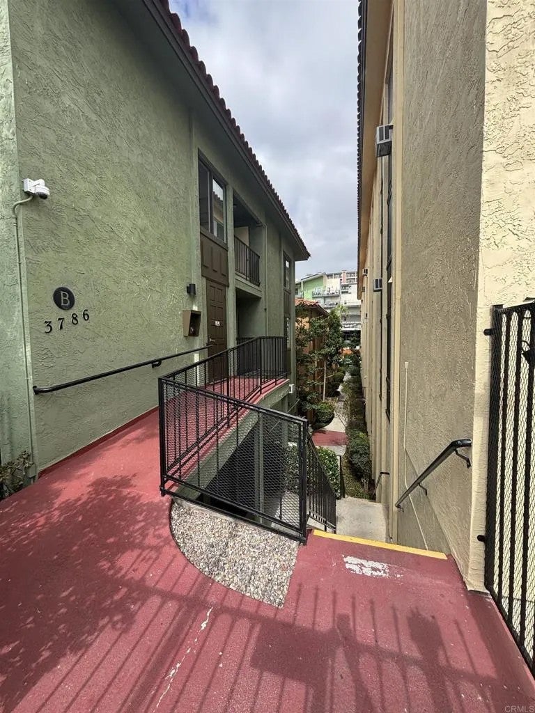 3786 Alabama Street B205 — photo
