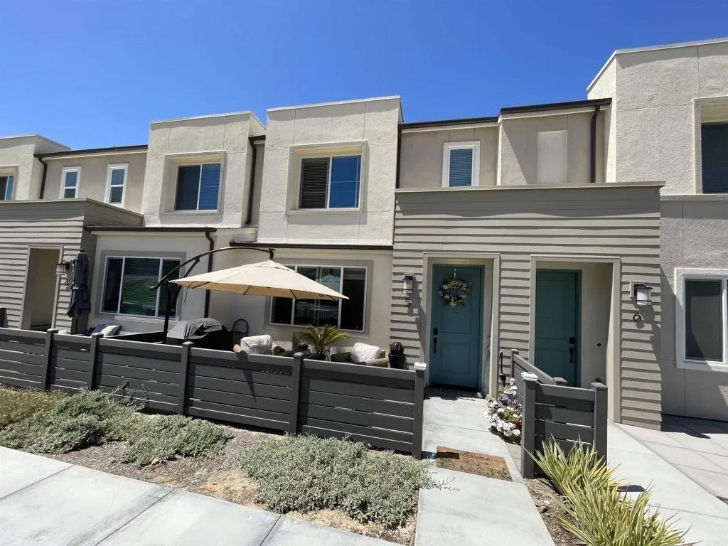 766 Makani Street 5 — photo