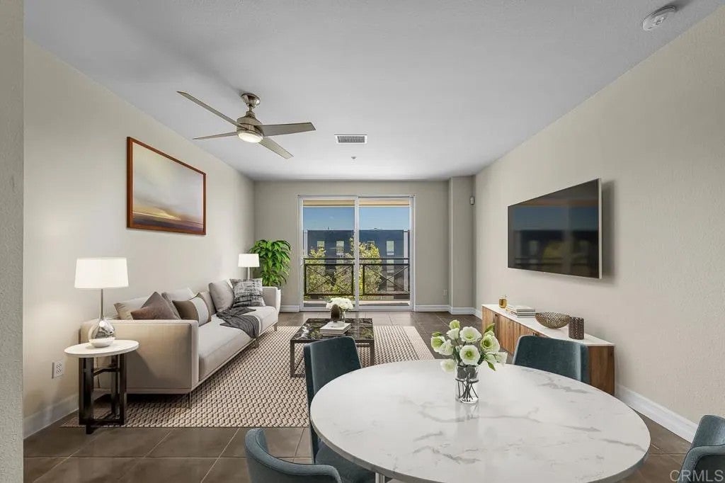 550 Park Blvd 2408 — photo