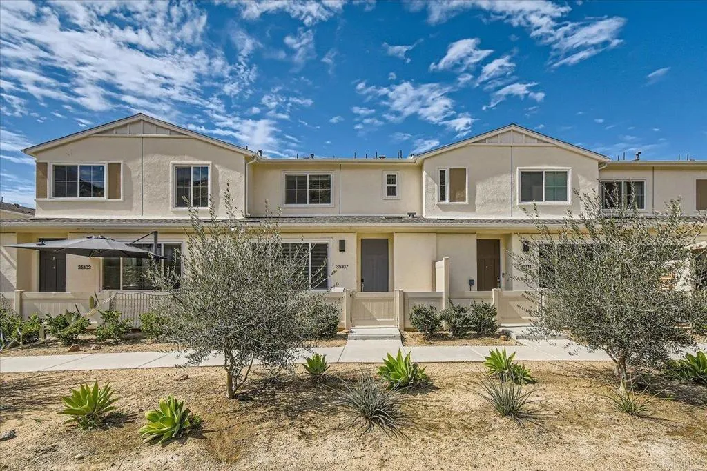 35107 Rangpur Lane, Fallbrook, CA 92028