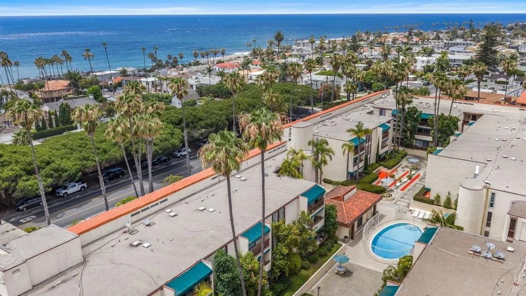 6455 La Jolla Boulevard 138 — photo
