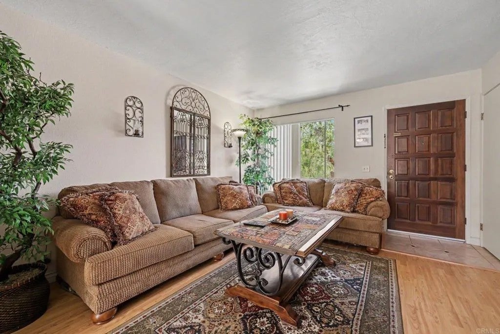 2728 Ariane Dr 52 — photo