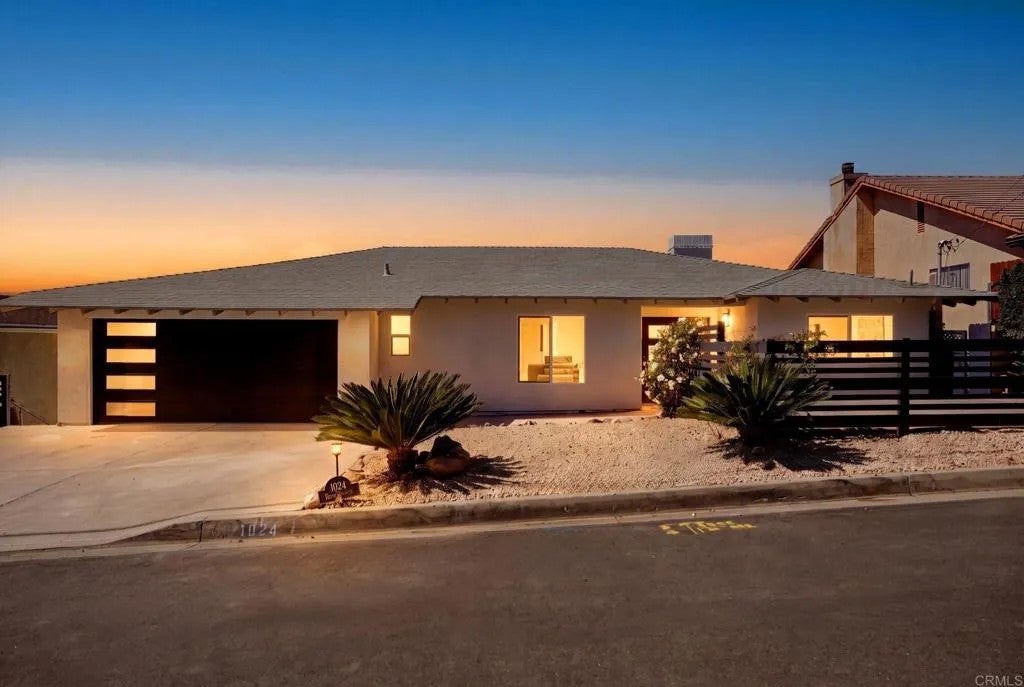 1024 Circle Drive — photo