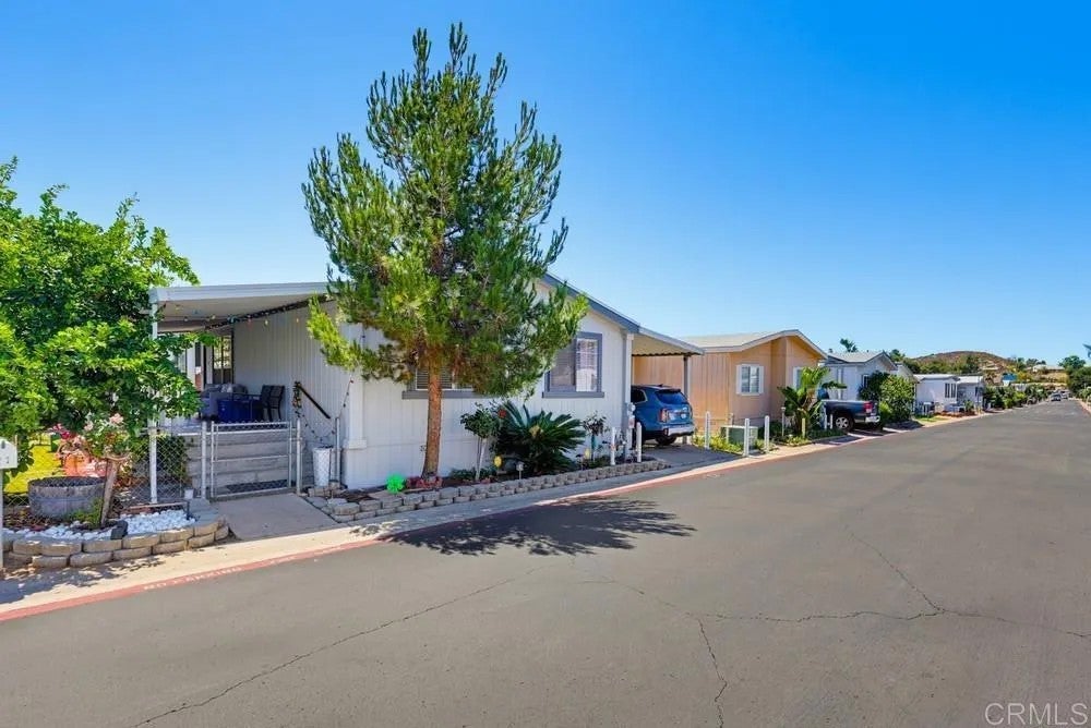 13655 Highway 8 Business Spc 27 — photo