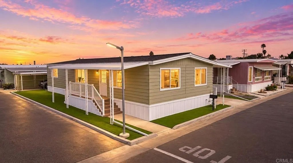 445 Orange Avenue Spc 10 — photo