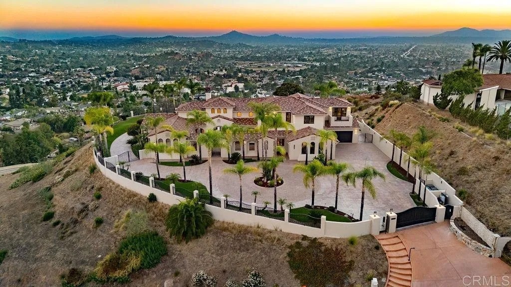 2424 Cerro Sereno — photo