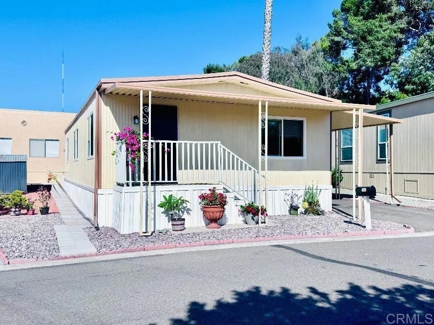 1951 47 Th 142 — photo