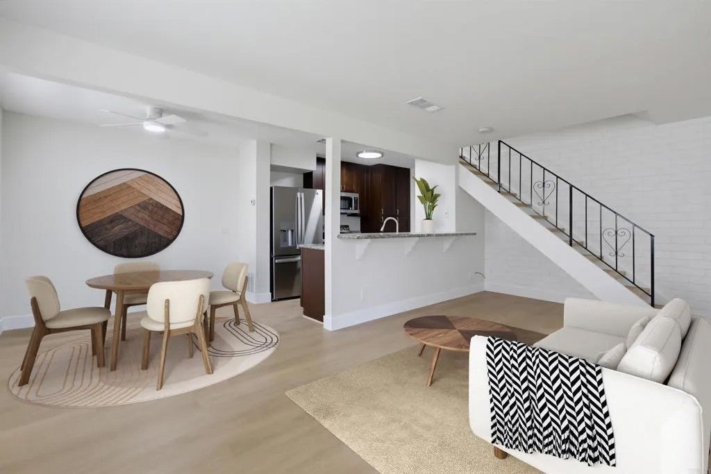 12120 Orange Crest Court 2 — photo