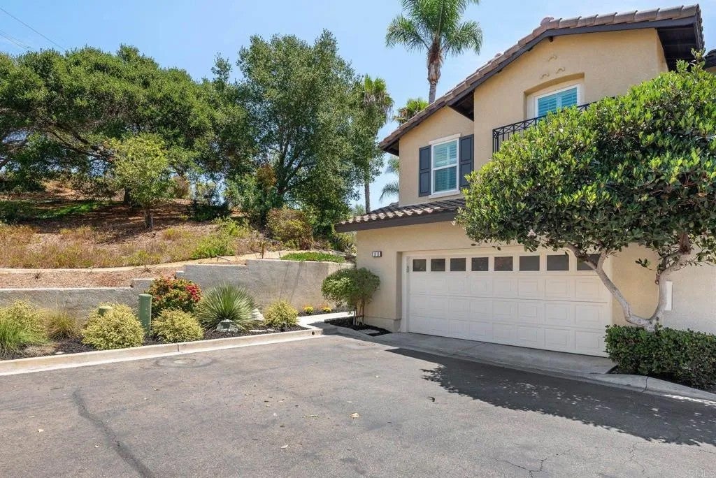 1613 Brome Court — photo