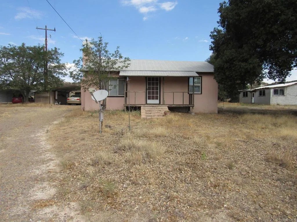 33530 Highway 94 — photo