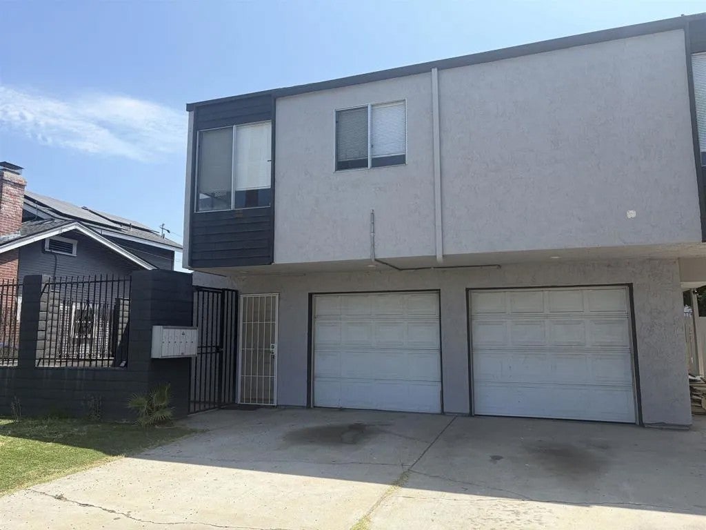 4329 Central Avenue 6 — photo