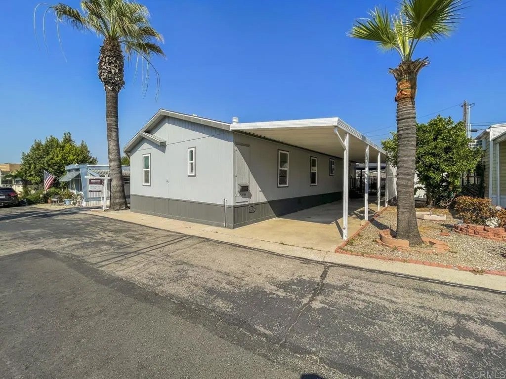 8545 Mission Gorge Rd. Spc 129 — photo