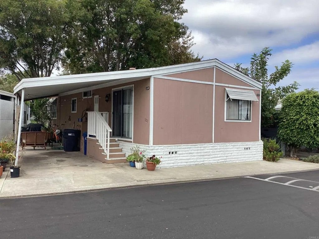 3340 Del Sol Blvd 122 — photo