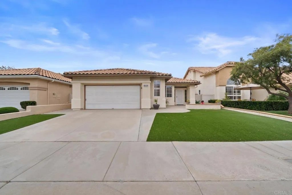 1619 Fairway Oaks Avenue — photo