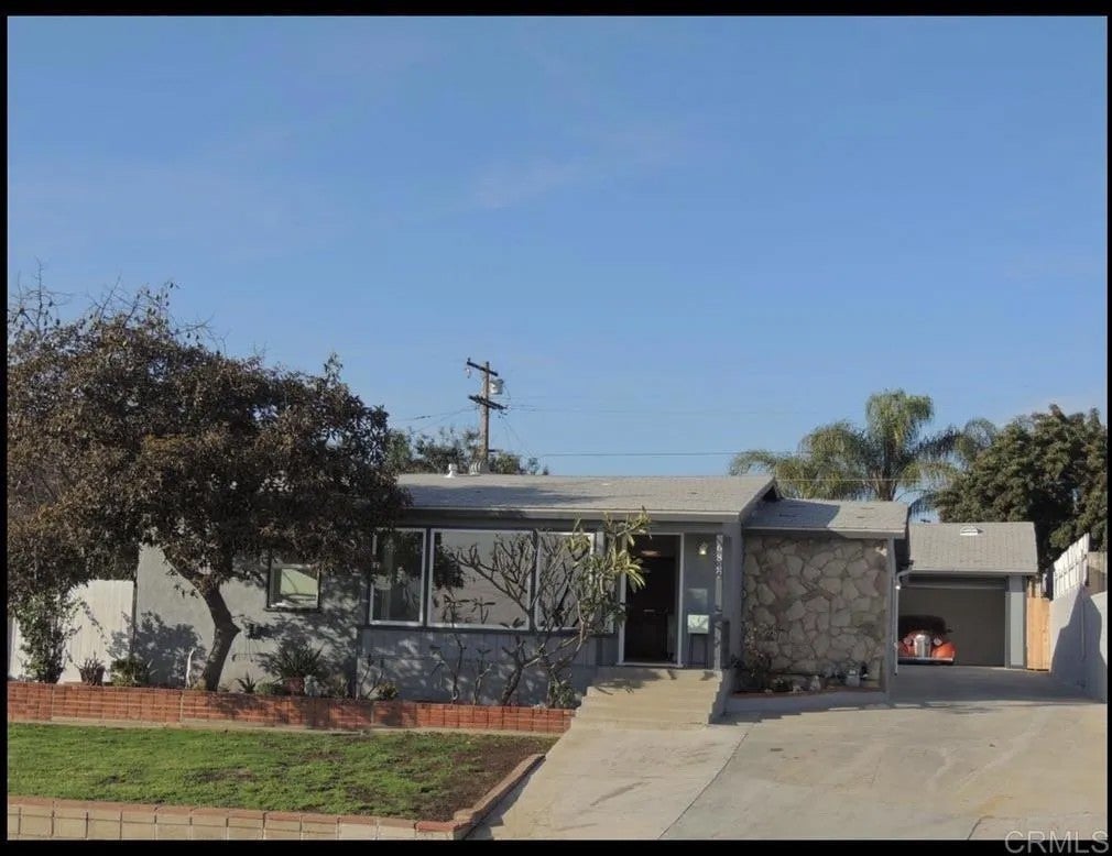 6832 Waite Dr Drive — photo