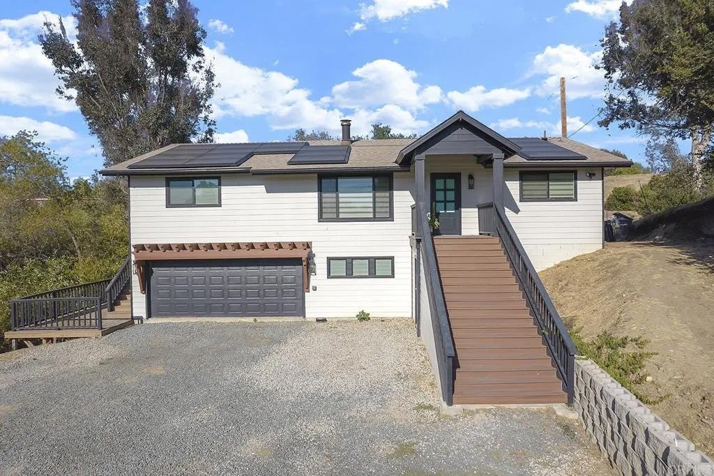 3431 Proctor Valley Road — photo