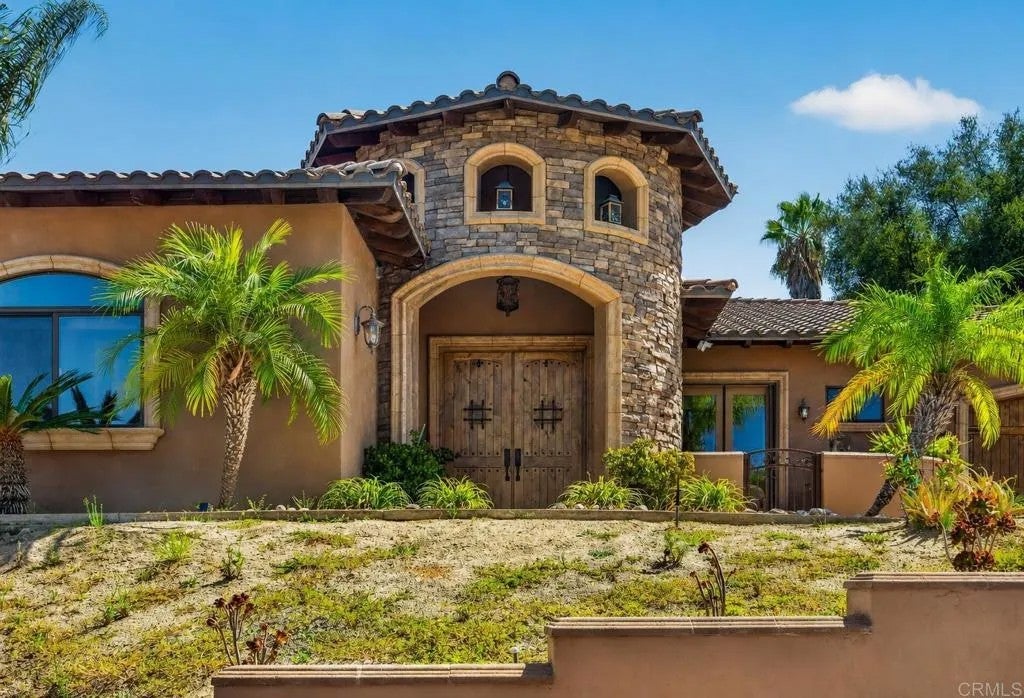 15512 Calistoga Dr — photo