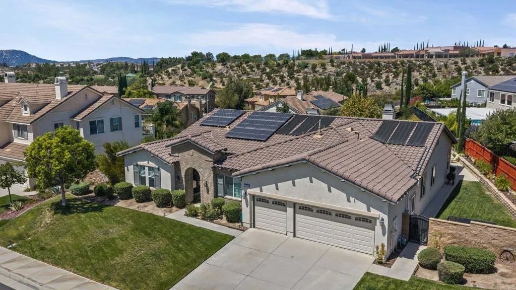 33982 Baystone Street — photo