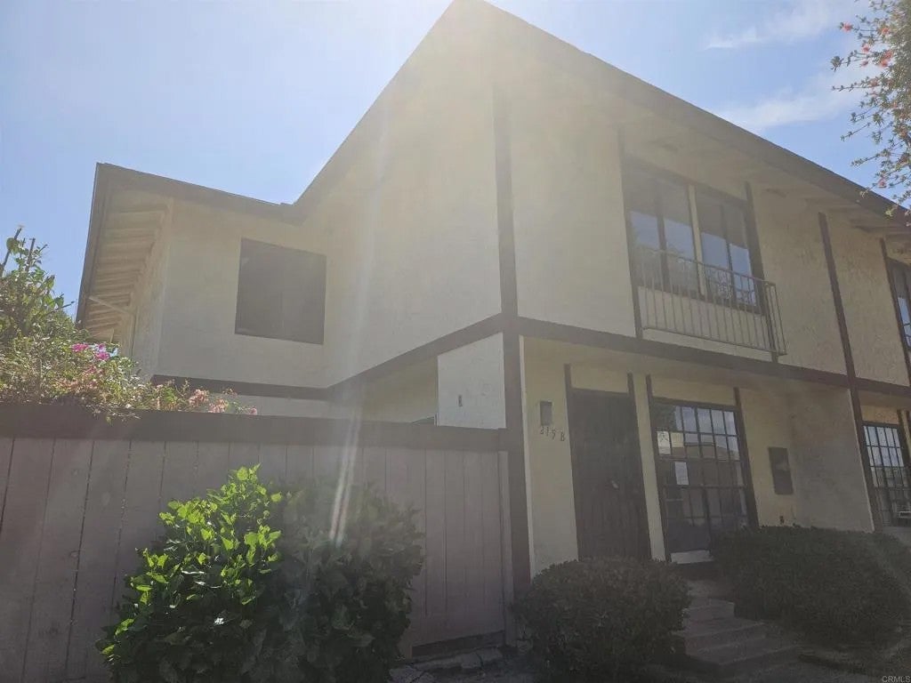 215 Otay Valley Rd B — photo