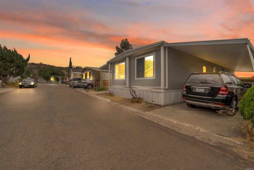10767 Jamacha Spc 255 — photo