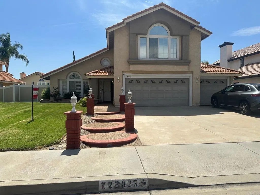 23823 Cockatiel Drive — photo
