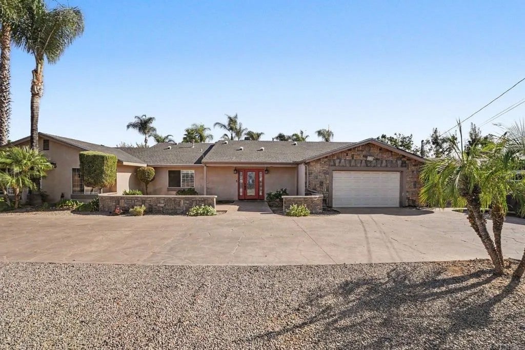 1420 Hanson Lane — photo