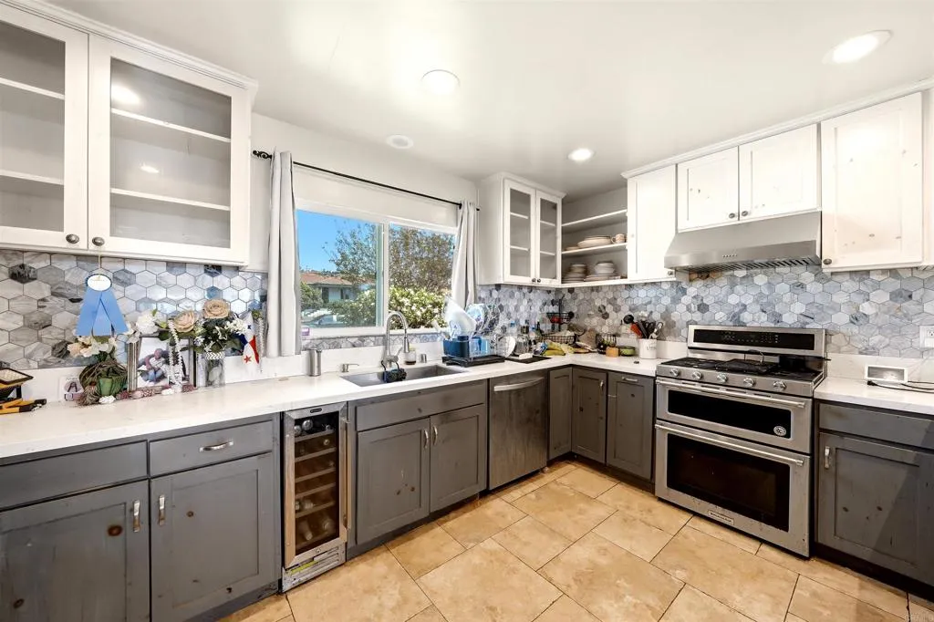 2660 Blackton Drive — photo