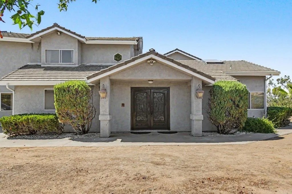 2567 Starkey Way — photo
